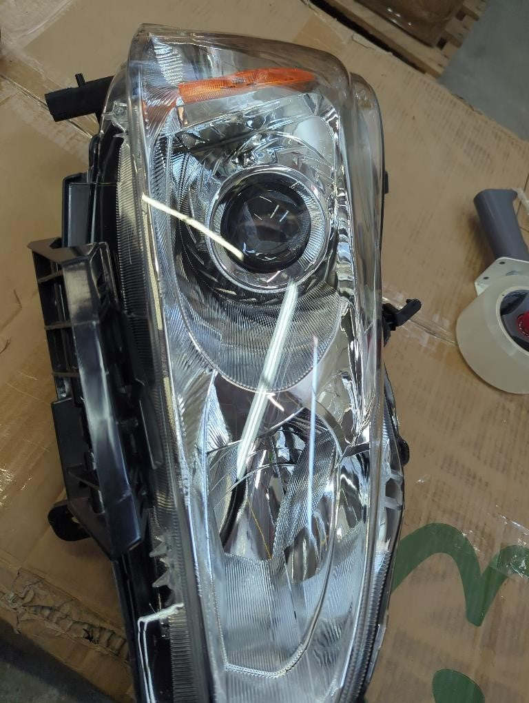Nissan Altima Headlight 2013-2015 Right
